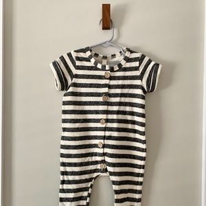 Childhoods Clothing Long Rolled Sleeve Romper